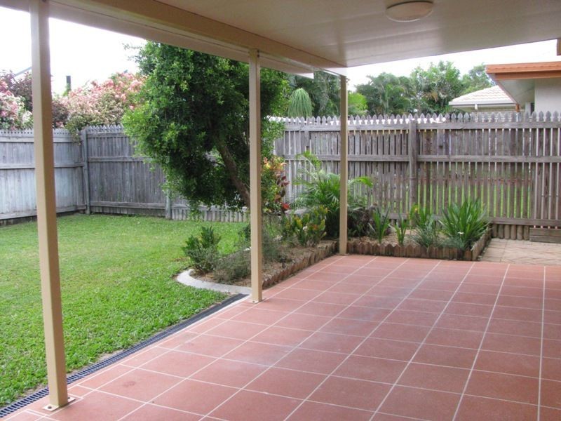 9 Boston Crescent, Douglas QLD 4814