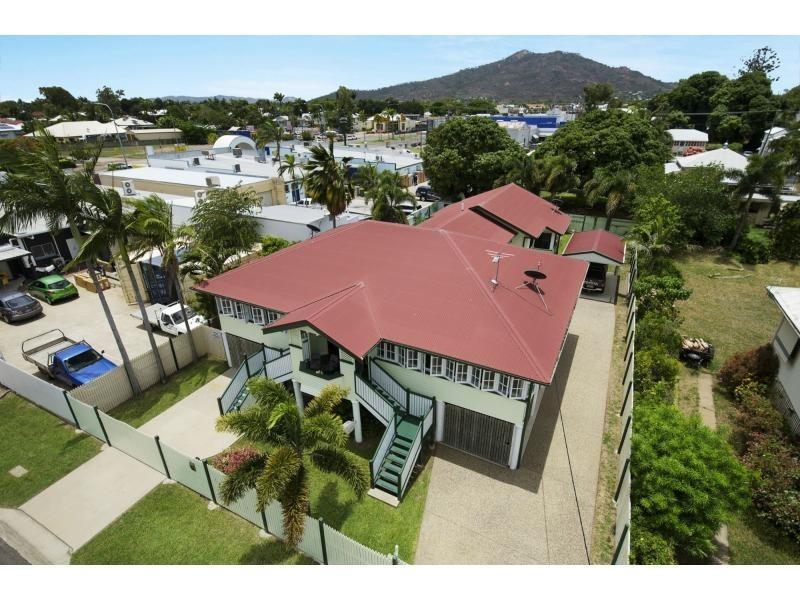 1/4 Soule Street, Hermit Park QLD 4812
