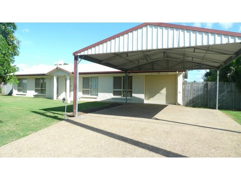 8 Chiquita Avenue, Rasmussen QLD 4815