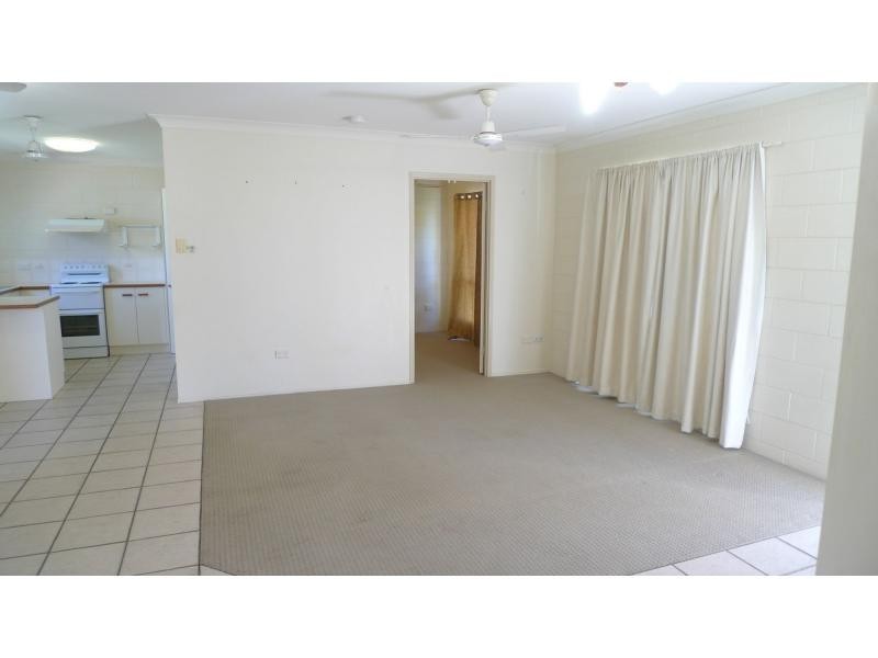 8 Chiquita Avenue, Rasmussen QLD 4815