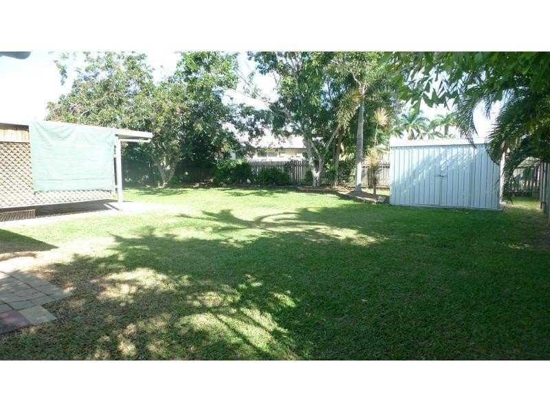 8 Chiquita Avenue, Rasmussen QLD 4815