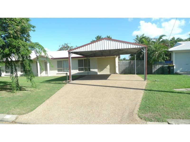 8 Chiquita Avenue, Rasmussen QLD 4815