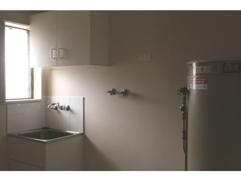 4 Mango Avenue, Mundingburra QLD 4812