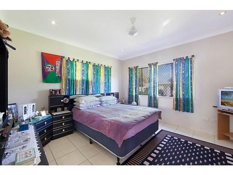 5 Sparre Street, Wulguru QLD 4811