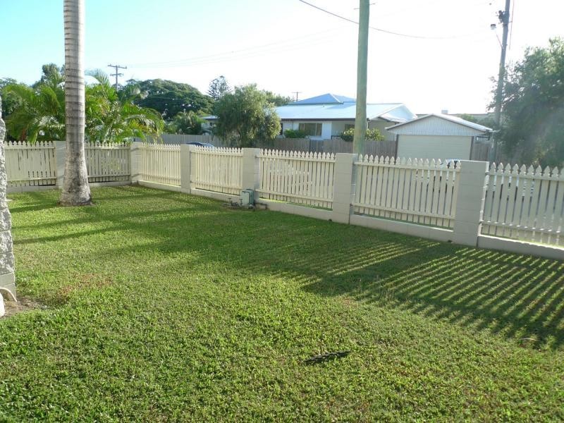 1/16 Marks Street, Hermit Park QLD 4812
