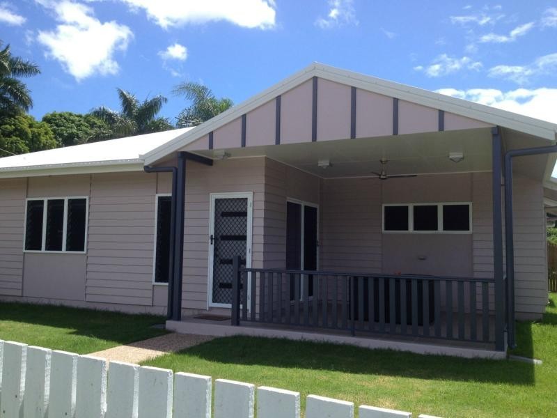 1/21 The Avenue, Hermit Park QLD 4812