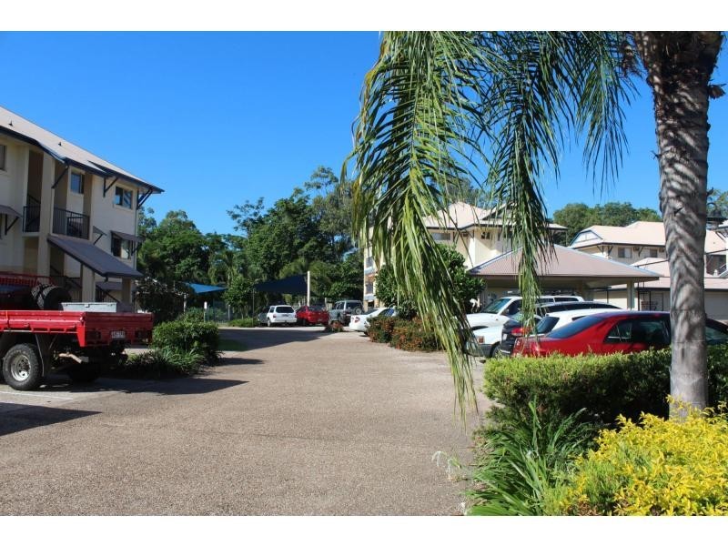 10/92 Regatta Crescent, Douglas QLD 4814