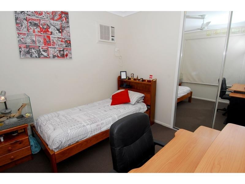 11 Hempel Street, Bushland Beach QLD 4818