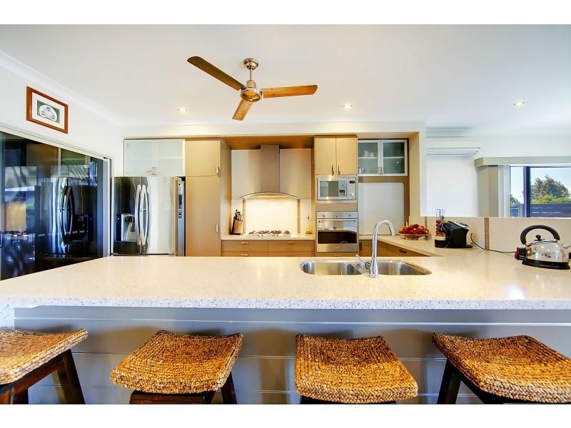 9 Waterfront Parade, Idalia QLD 4811