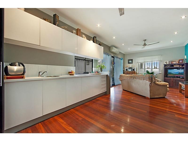 3 Windsor Street, Hermit Park QLD 4812