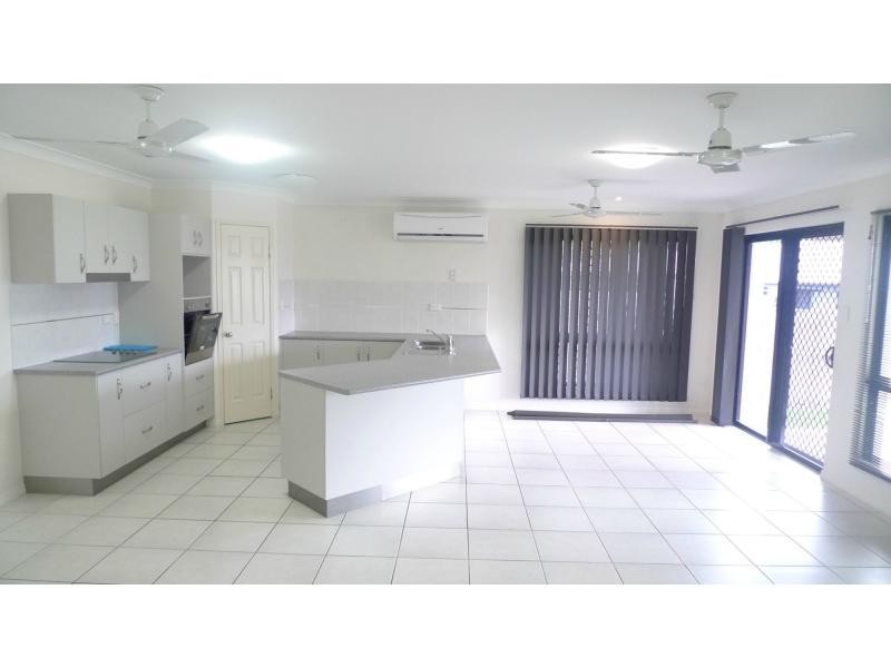 6 Montana Street, Oakdale Heights, Deeragun QLD 4818