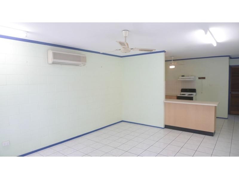 4/132 Queens Road, Hermit Park QLD 4812