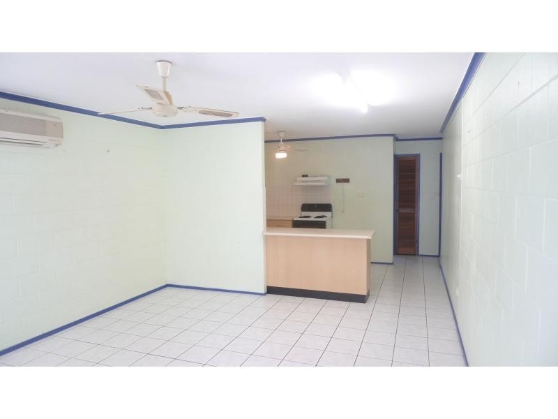 4/132 Queens Road, Hermit Park QLD 4812