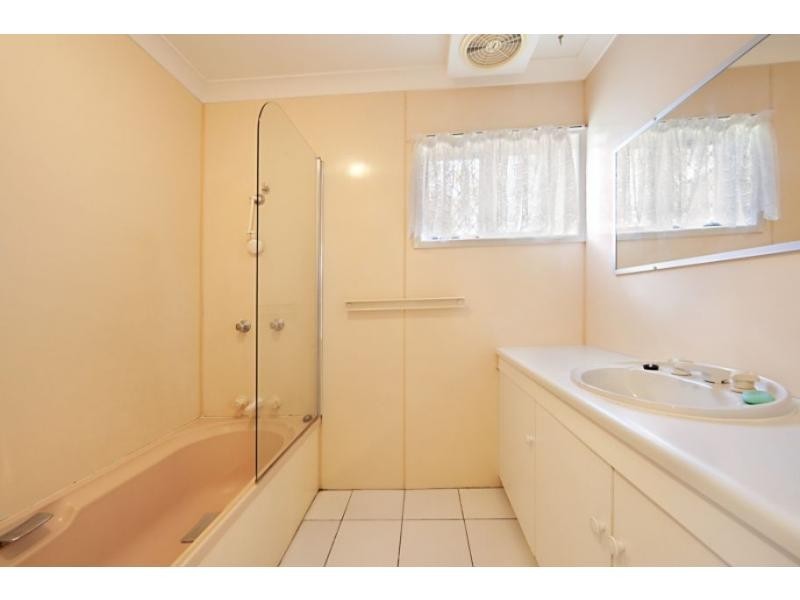 22 Tinglewood Street, Kirwan QLD 4817