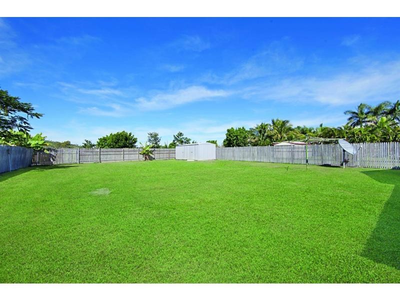 8 Gatwick Street, Burdell QLD 4818