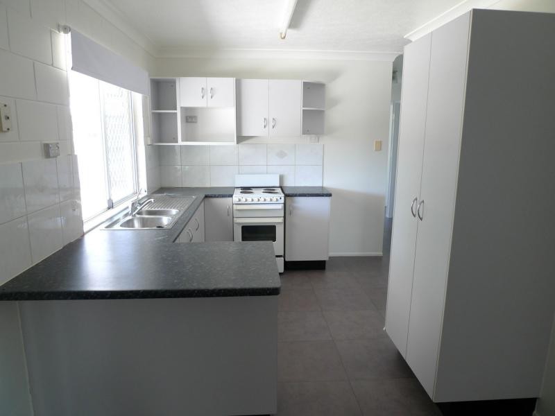 3 Lornsleigh Street, Mount Louisa QLD 4814