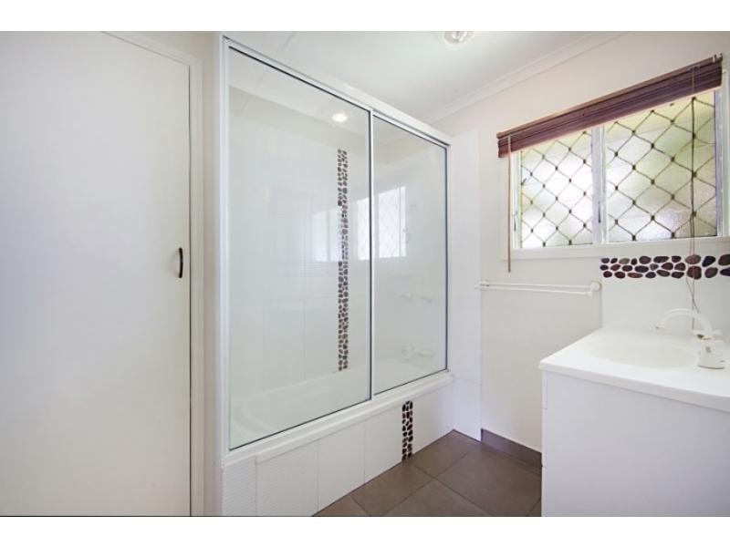 6 Bainbridge Street, Heatley QLD 4814