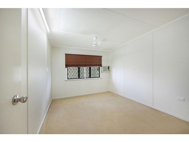 6 Bainbridge Street, Heatley QLD 4814