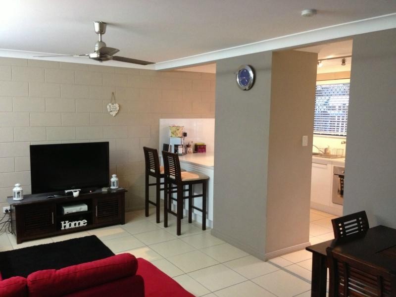 3/12 Richmond Street, Hermit Park QLD 4812