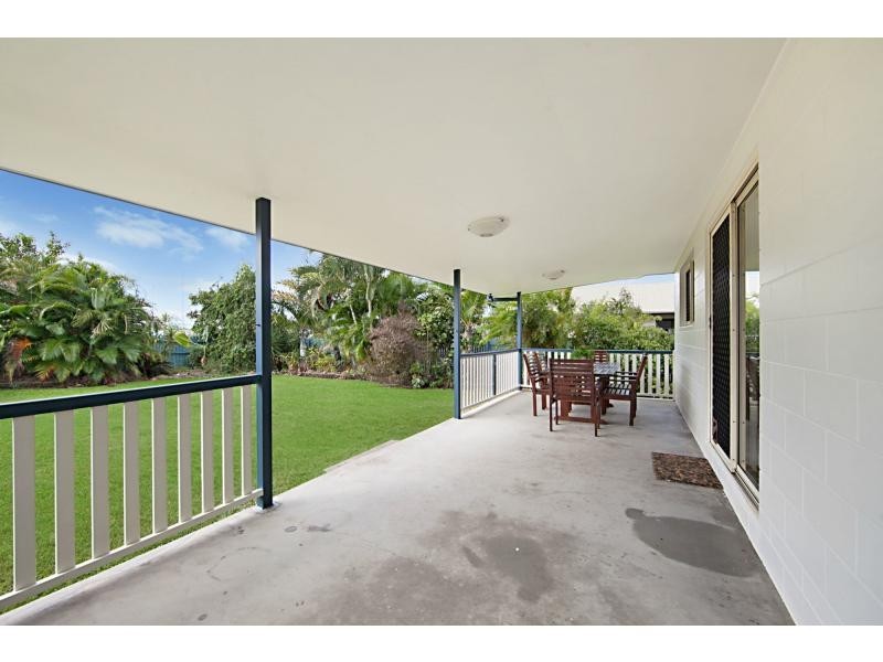 6 Black Braes Court, Mount Louisa QLD 4814
