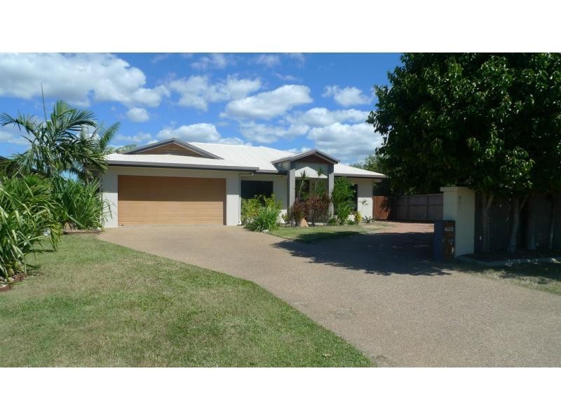 169 Daintree Drive, Bushland Beach QLD 4818