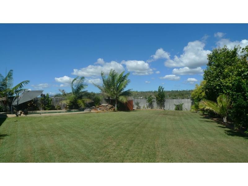 169 Daintree Drive, Bushland Beach QLD 4818