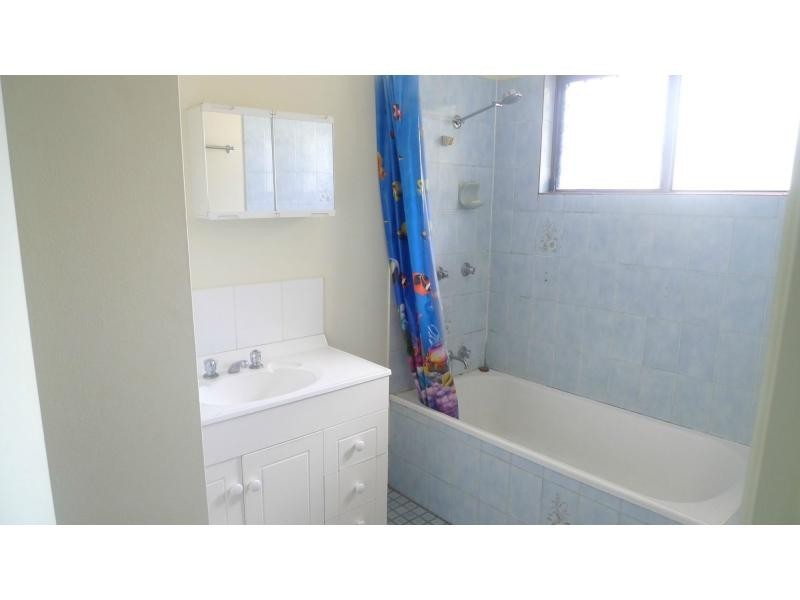 49 Canterbury Road, Kirwan QLD 4817