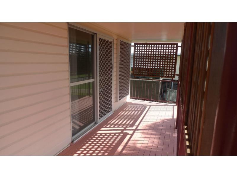 16 Hutchins Street, Heatley QLD 4814