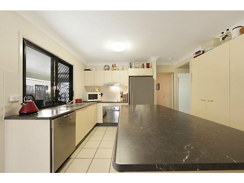 20 Chichester Avenue, Kirwan QLD 4817