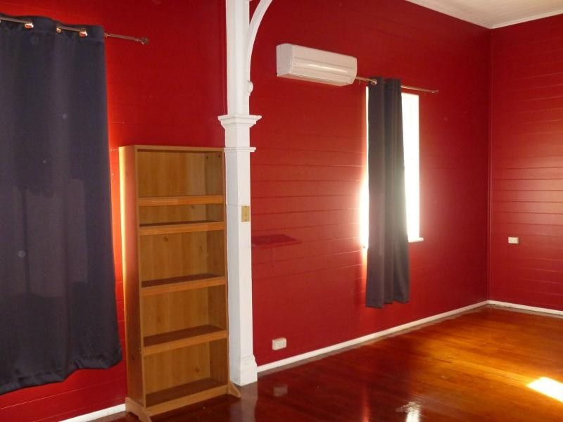 34 Ackers Street, Hermit Park QLD 4812