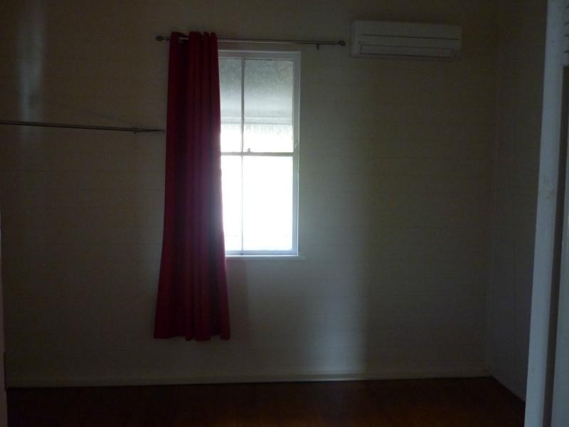 34 Ackers Street, Hermit Park QLD 4812