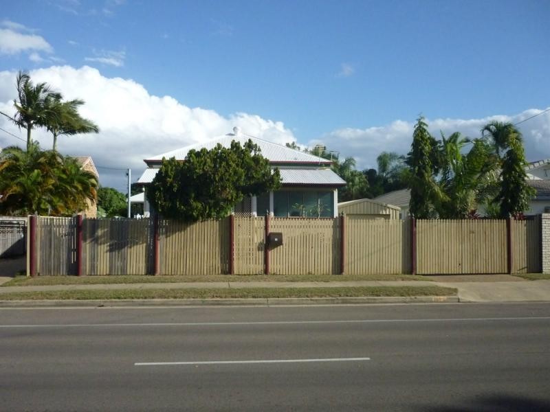 34 Ackers Street, Hermit Park QLD 4812