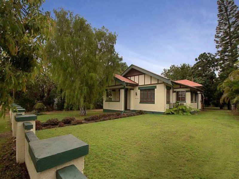 37 Ackers Street, Hermit Park QLD 4812
