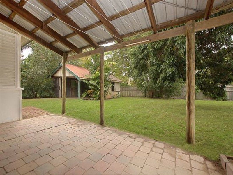 37 Ackers Street, Hermit Park QLD 4812