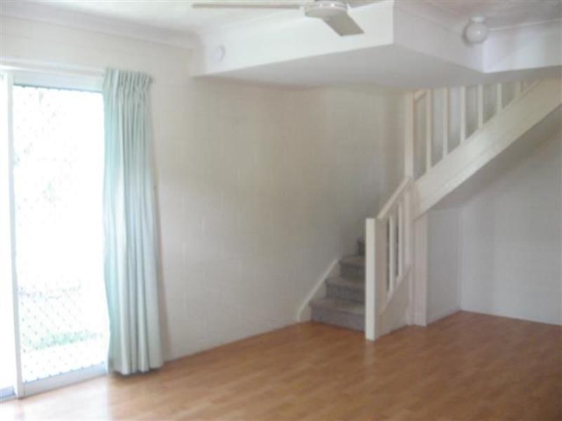 4/8 Queens Road, Railway Estate QLD 4810