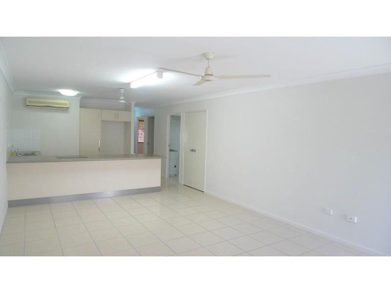 2/29 Ackers Street, Hermit Park QLD 4812