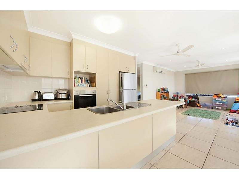 16 Barra Court, Mount Louisa QLD 4814