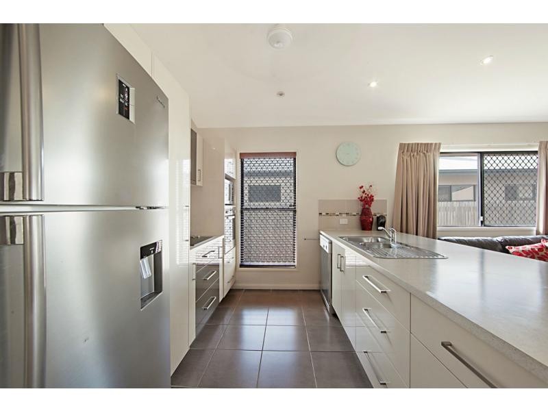 23 Boult Crescent, Burdell QLD 4818