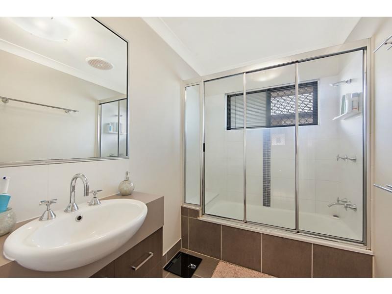 23 Boult Crescent, Burdell QLD 4818