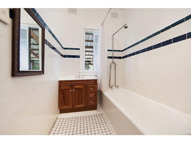 37 Ackers Street, Hermit Park QLD 4812