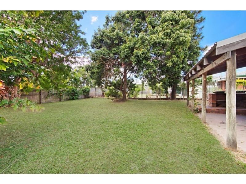 37 Ackers Street, Hermit Park QLD 4812