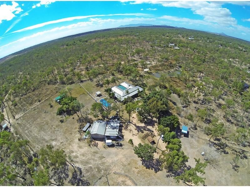 12 Holstein Place, Black River QLD 4818