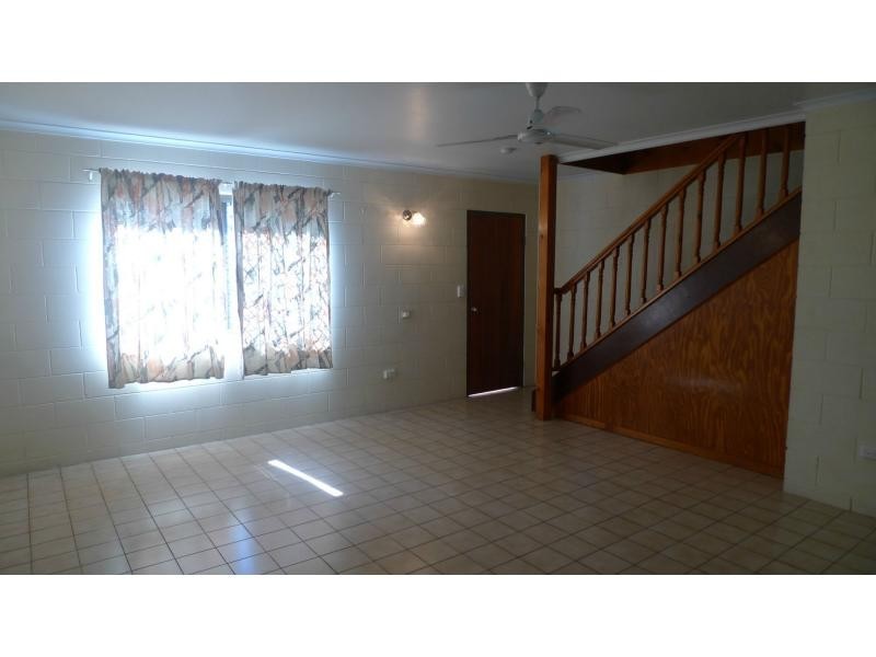 1/23 Park Street, Pimlico QLD 4812