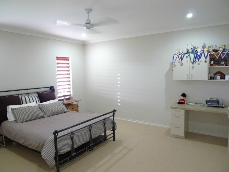 8 Retire Court, Rupertswood QLD 4817