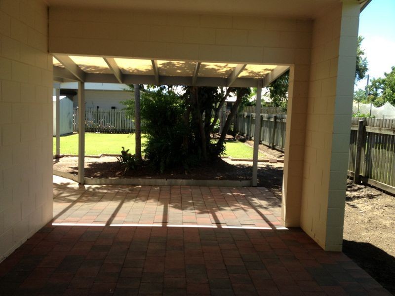 29 Amber Avenue, Rasmussen QLD 4815