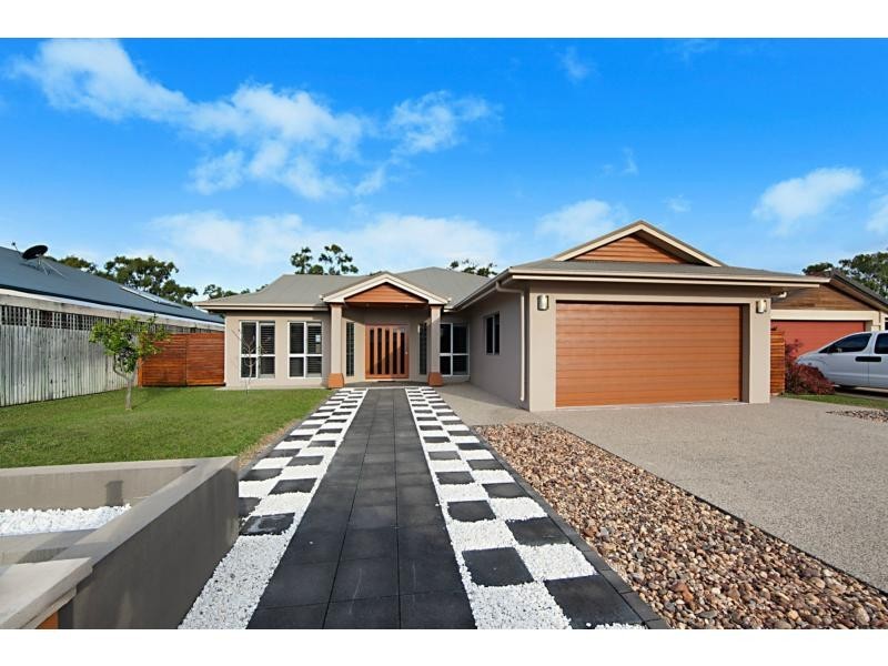 15 Whitewood Close, Greenview, Mount Louisa QLD 4814