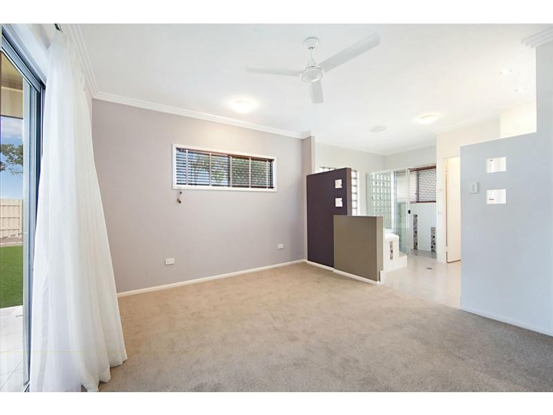 15 Whitewood Close, Greenview, Mount Louisa QLD 4814