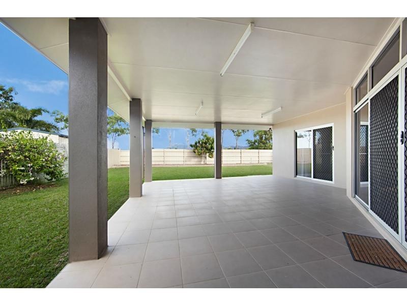 15 Whitewood Close, Greenview, Mount Louisa QLD 4814