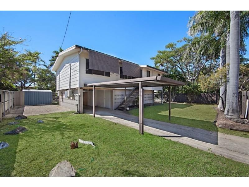 72 Banfield Drive, Mount Louisa QLD 4814