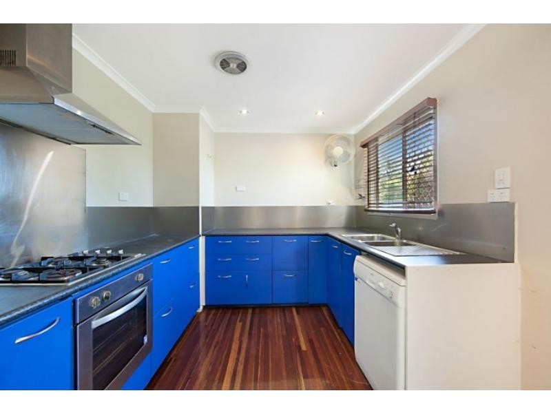 72 Banfield Drive, Mount Louisa QLD 4814